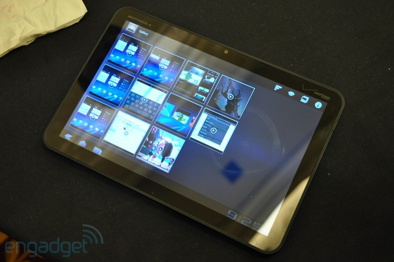 Motorola Xoom Honeycomb UI photos Motorola Xoom Honeycomb UI photos